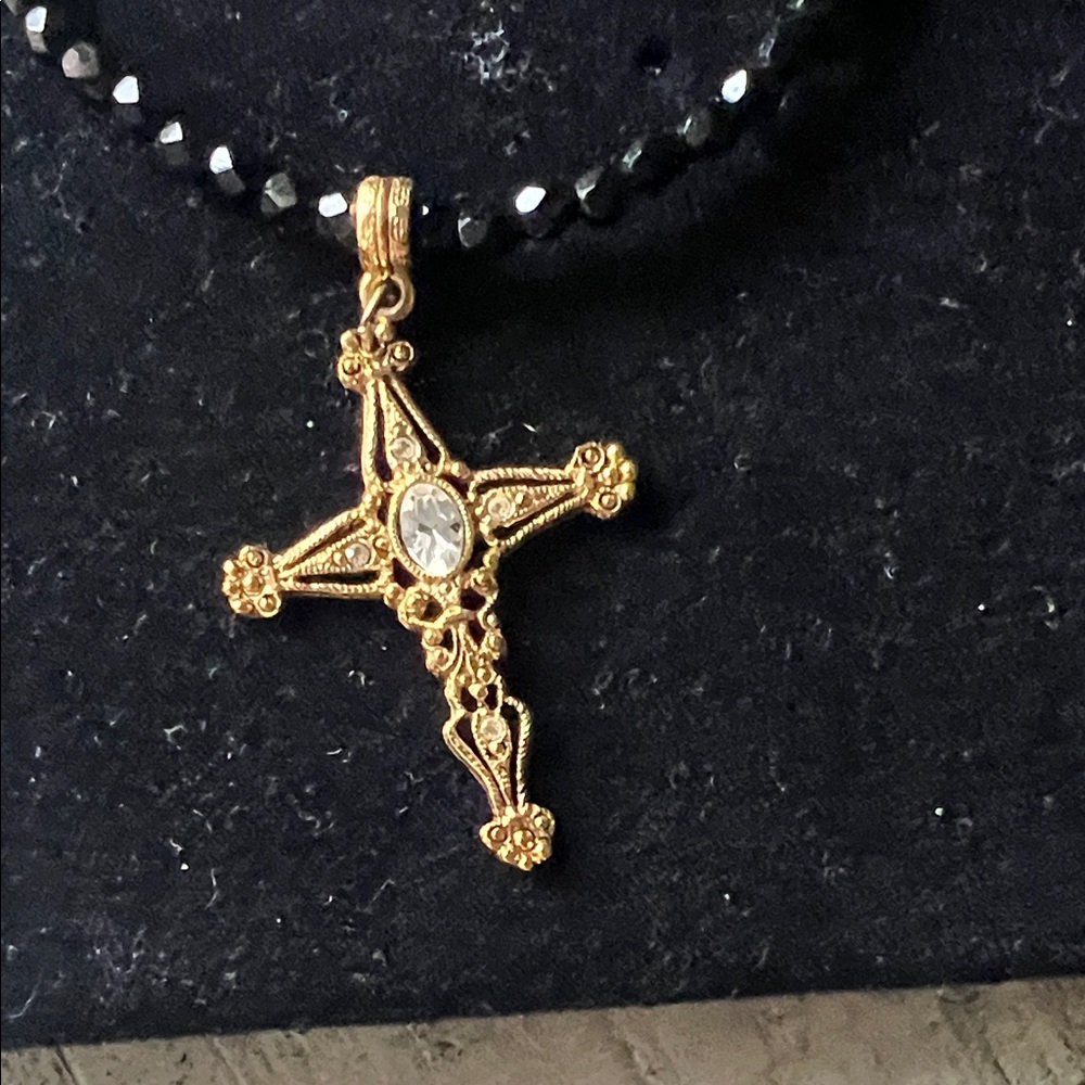 1928 Vintage Black and Gold Cross Necklace - Picture 2 of 4